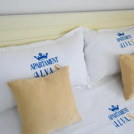 Apartament Rivaaa *
